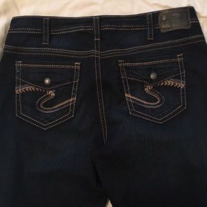 Silver Jeans Capris